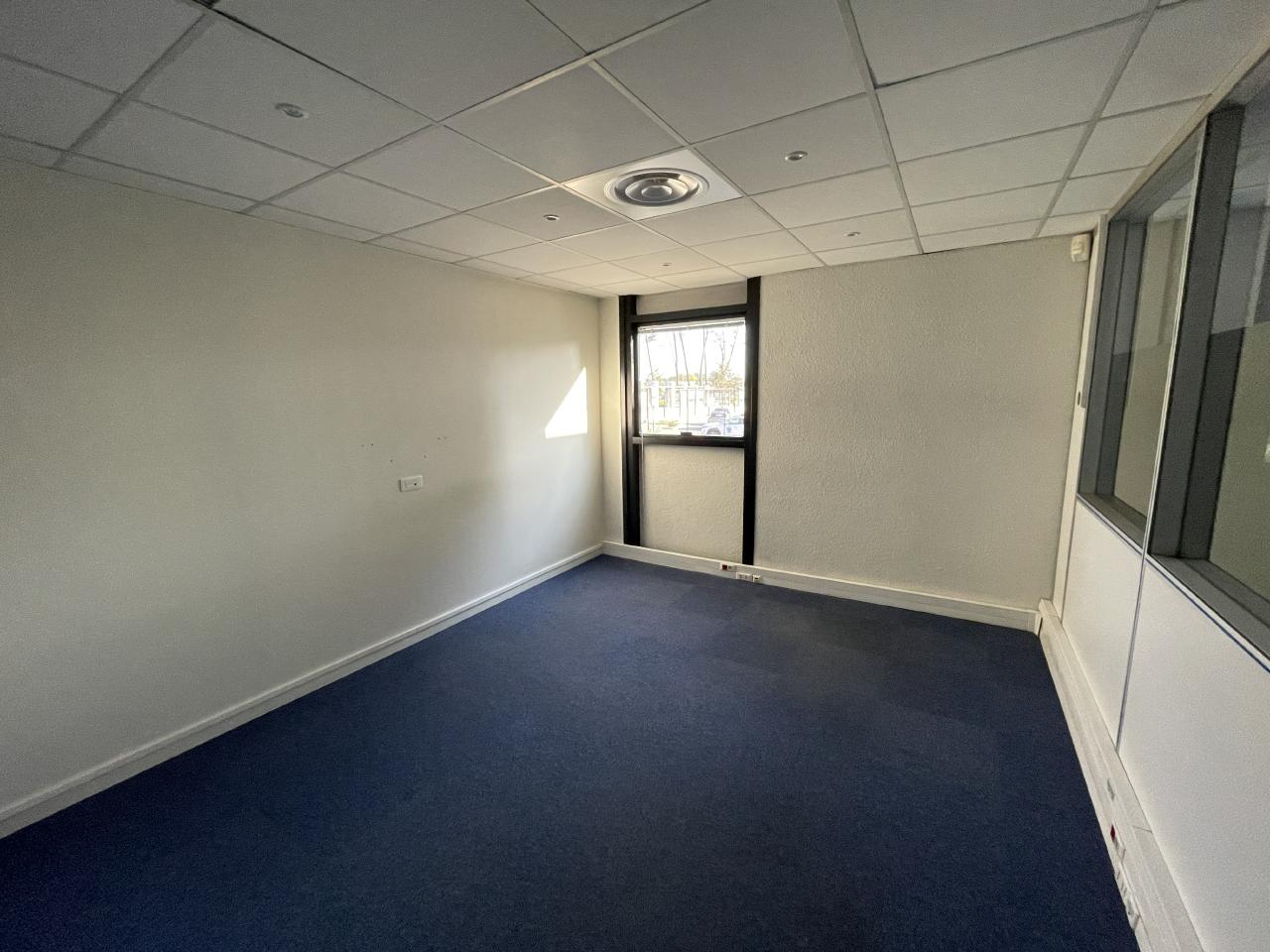 Local d'activité Antibes 481m² Location local d'activité Antibes Alpes-Maritimes OLACT2314472 11